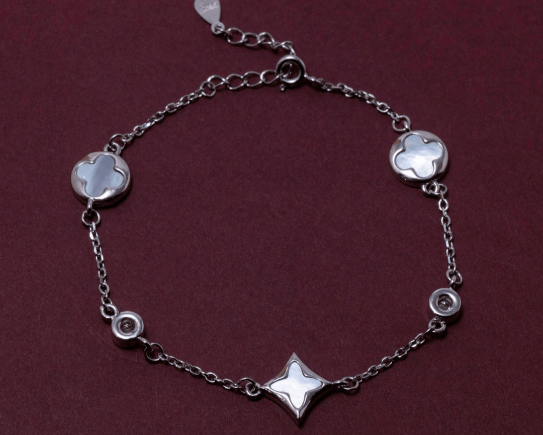 Clio - Geometric Charm Zirconia Solitaire Bracelet