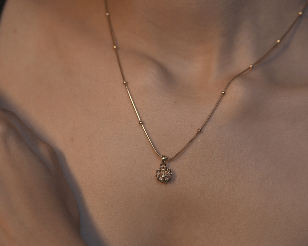 Flora Dainty Pendant