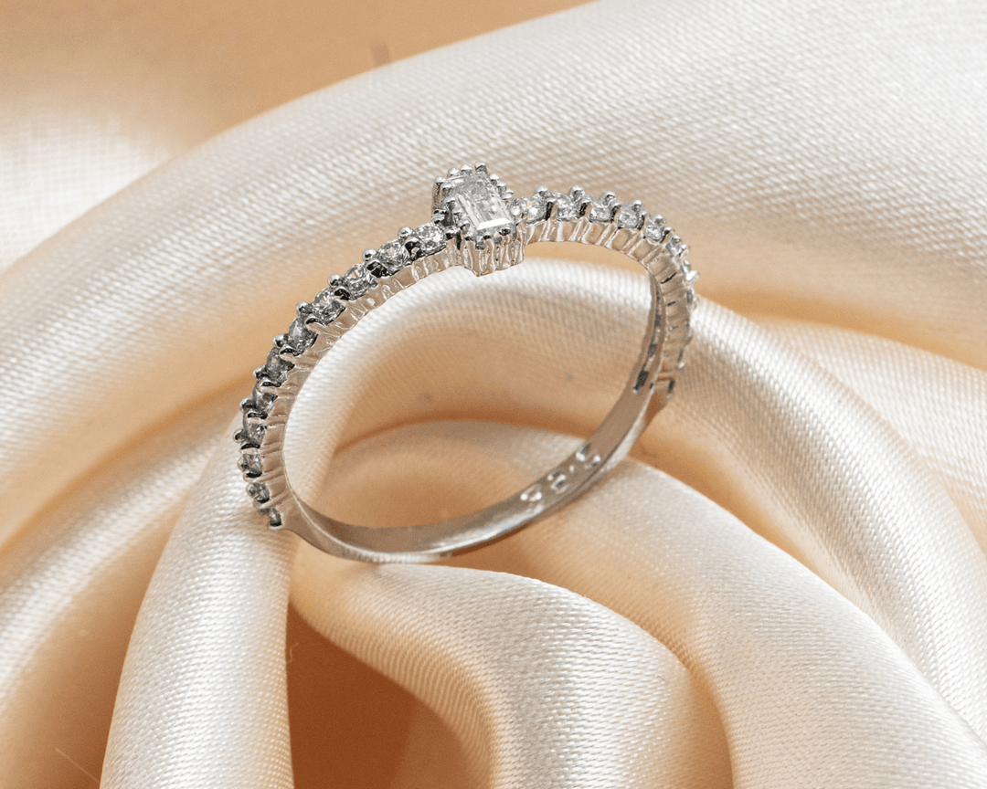 Band of Glimmer Ring