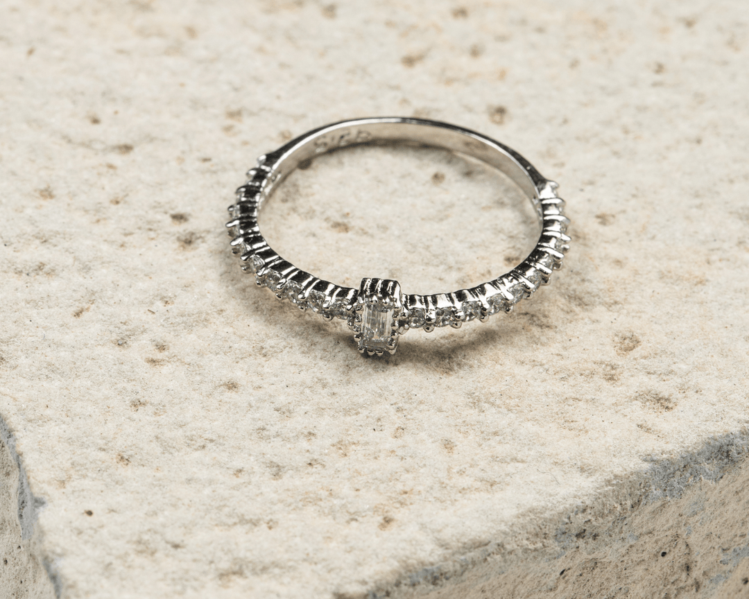 Band of Glimmer Ring