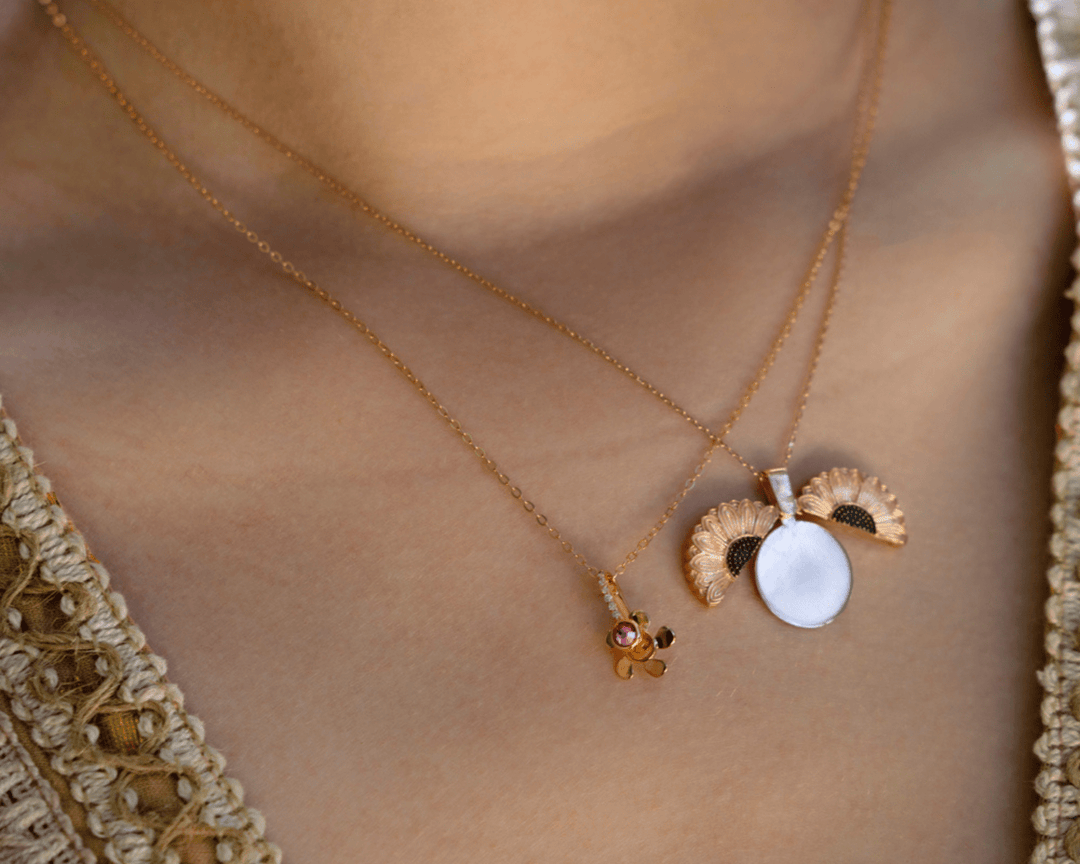 Helios - Cable Link Chain with Openable Sunflower Pendant: Rose Gold Polish